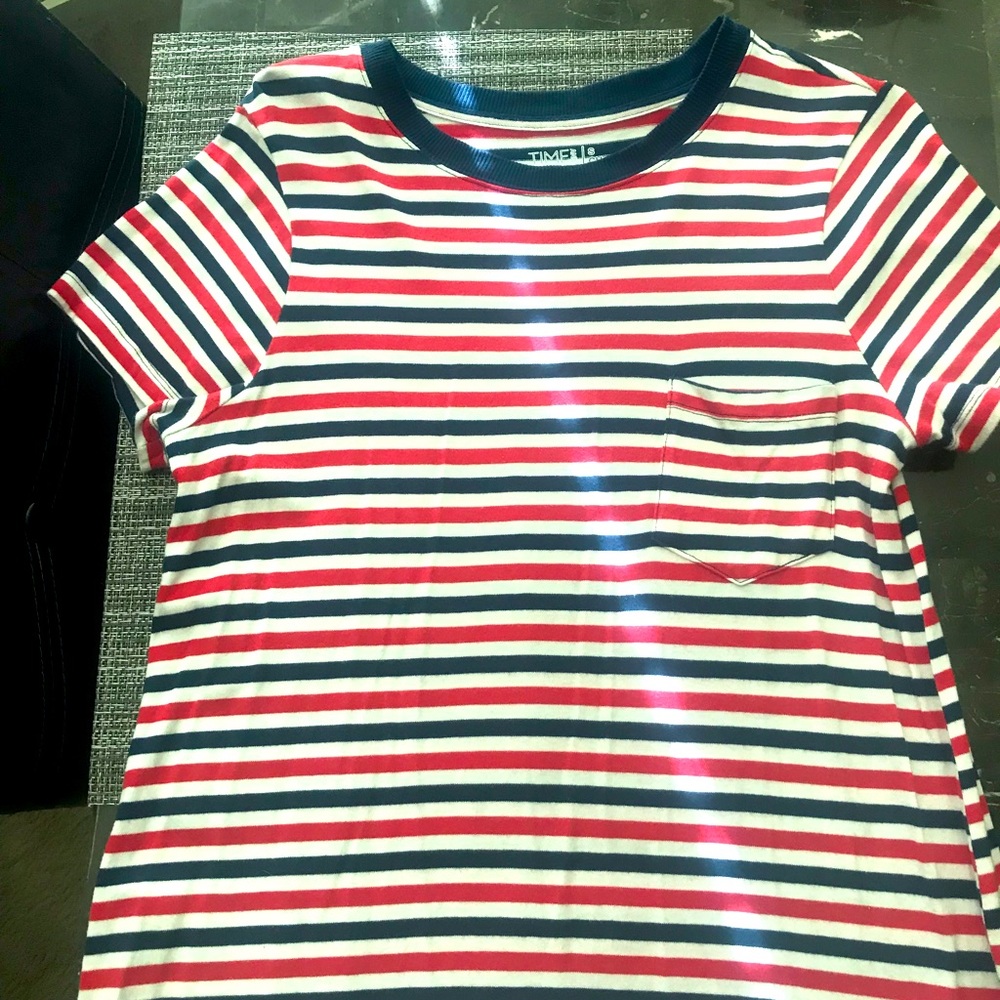 Beautiful red white and blue dress/ cute little pocket ❤️❤️